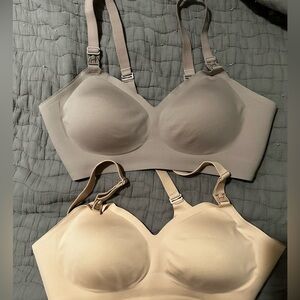 2 momcozy nursing bras